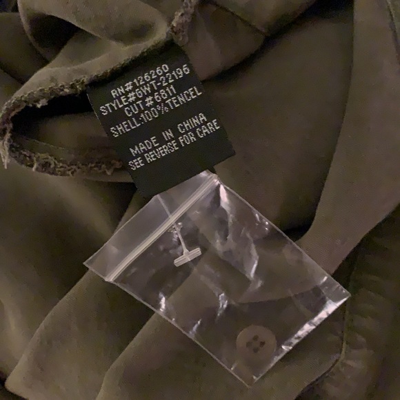 Top - Picture 11 of 14